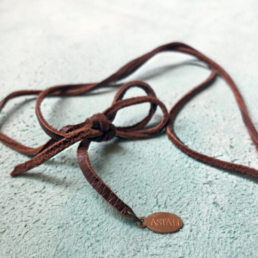 Astali Jack Collection Pocket Knife with Coyote Tooth 3 scaled 1