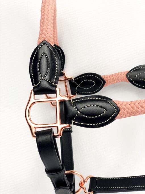 Ritzy EQ Warrior Halter 33 Ritzy Eq Warrior Bridle Rose Gold 2 scaled
